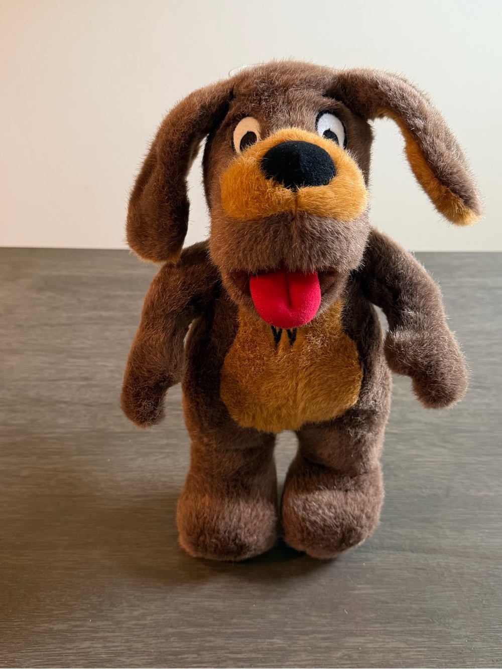 Vintage 2001 The Wiggles Wags the Dog 13” Stuffed Plush Animal Toy Red Tongue